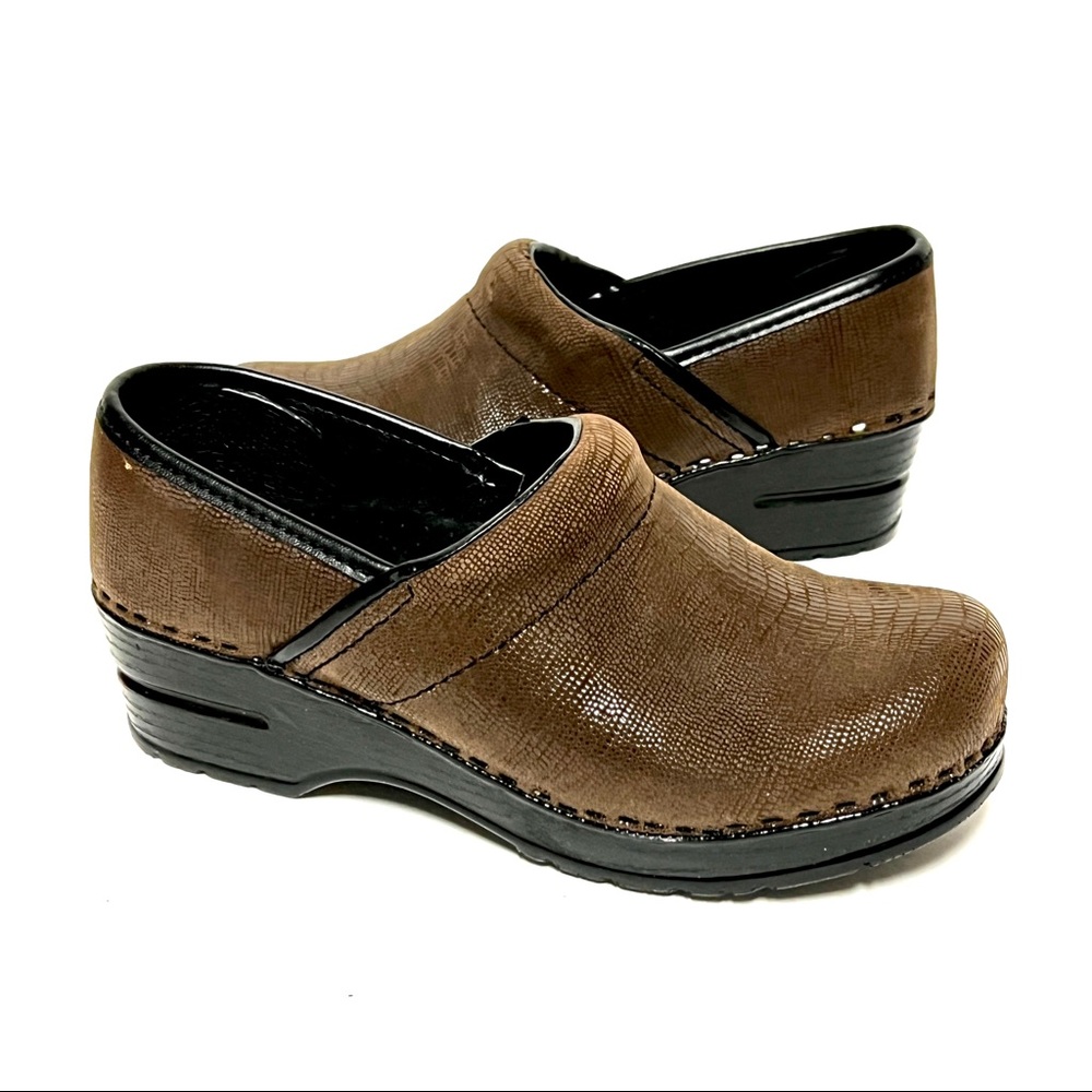 Bjorndal Ally Nurse professional clogs | womens size 6